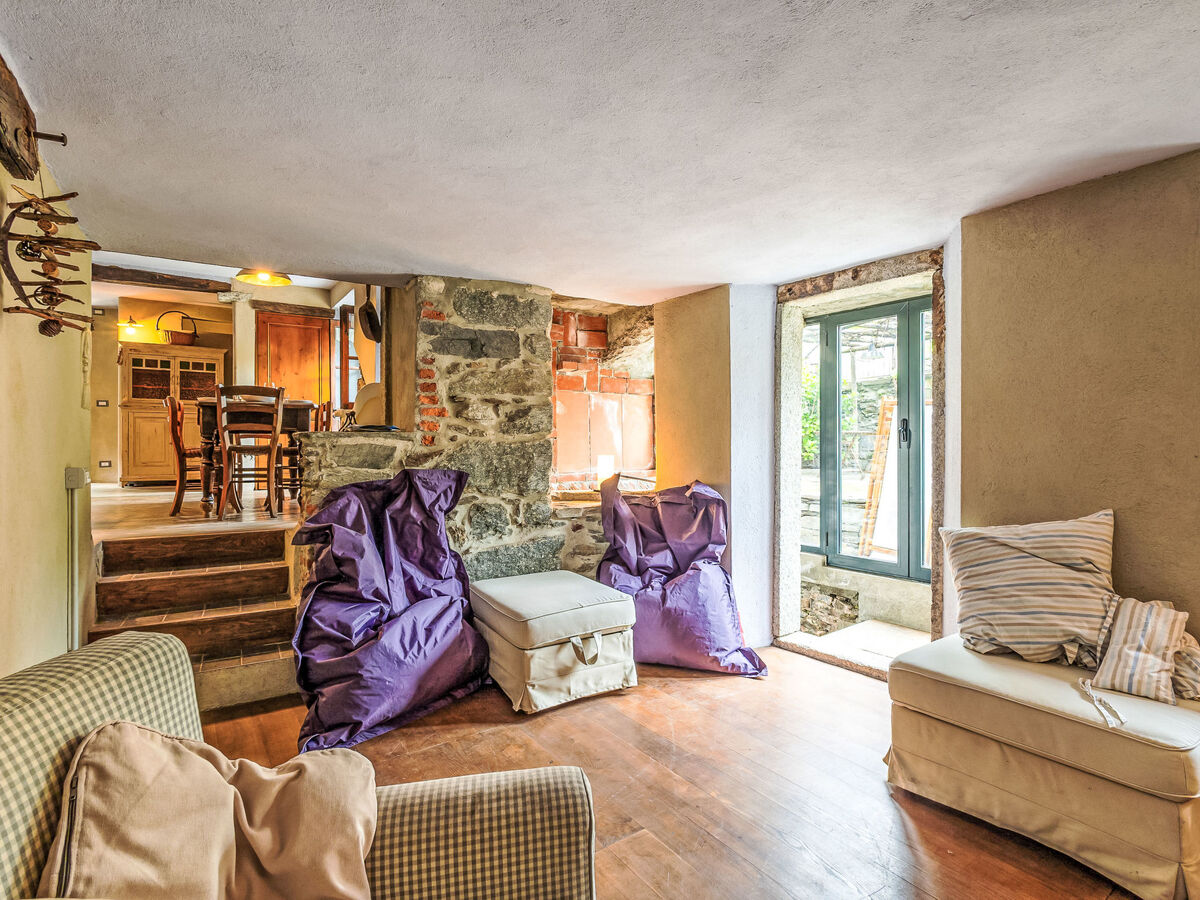 Maison Il Glicine à 250 m du lac de Mergozzo, jardin privatif - Photo 7