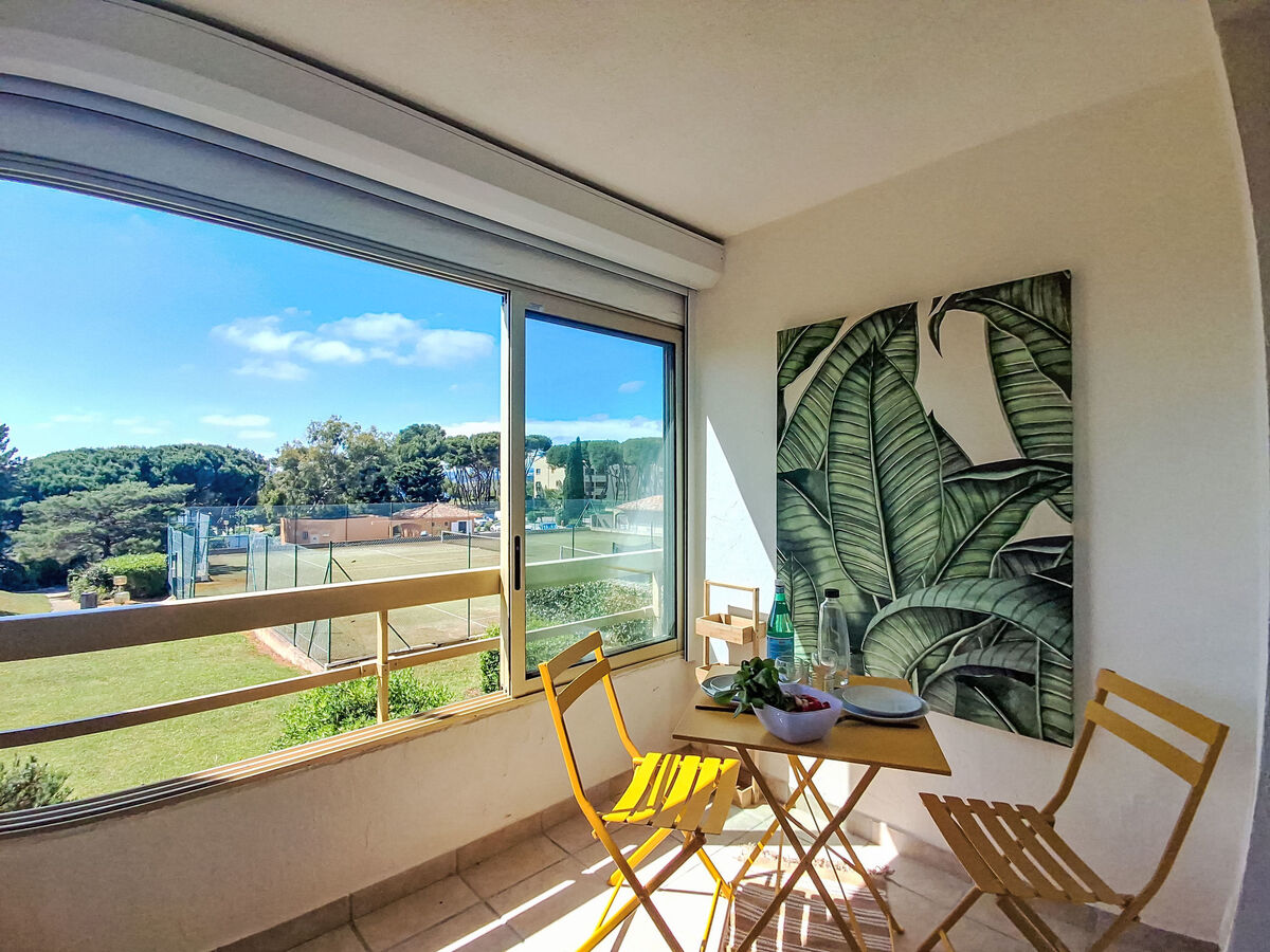 Studio Les Marines d'Aryana, à 100 m de la plage - Photo 1