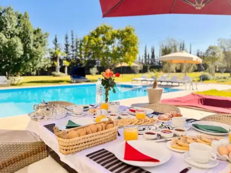 Villa 550 m² avec piscine et vue Atlas à Marrakech : photo 2