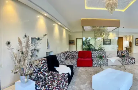 Villa 550 m² avec piscine et vue Atlas à Marrakech : photo 8