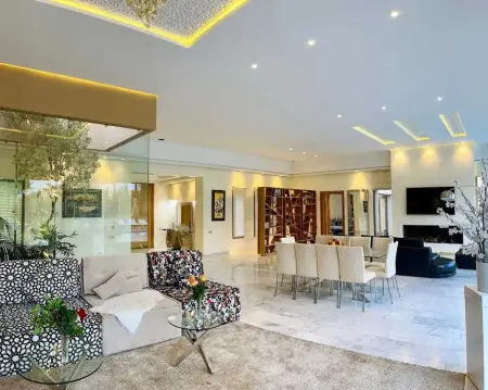 Villa 550 m² avec piscine et vue Atlas à Marrakech : photo 12