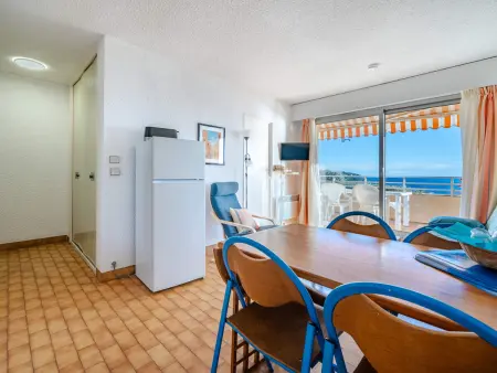 Location appartement à Roquebrune Cap Martin, Appartement 8 personnes avec Wi-Fi, vue mer