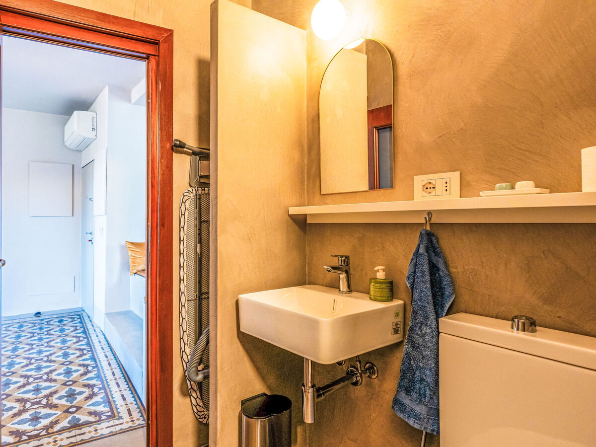 FouFou NEU - Appartement Imperia, vue mer panoramique - Photo 21