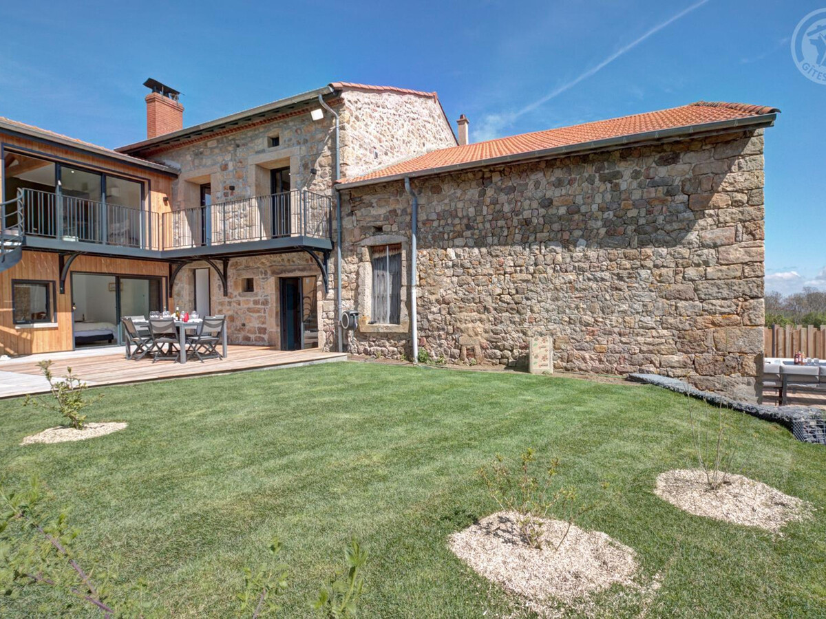 Gîte Les Mésanges – 5 suites, spa et piscine à Luriecq - Photo 4