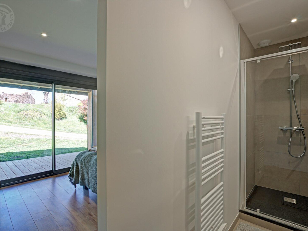 Gîte Les Mésanges – 5 suites, spa et piscine à Luriecq - Photo 31