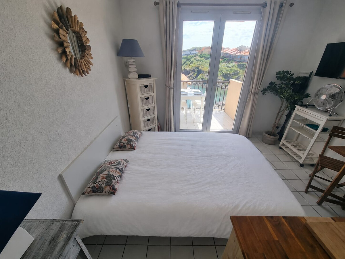 T2 Collioure vue mer, terrasse et parking privé - Photo 9