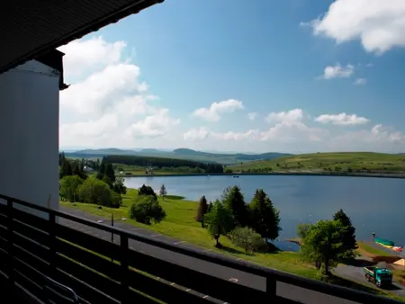 Location appartement à Besse et Saint Anastaise Super Besse, Duplex cosy 8 pers. aux pieds des pistes, garage, wifi, 2 ch. + mezzanine