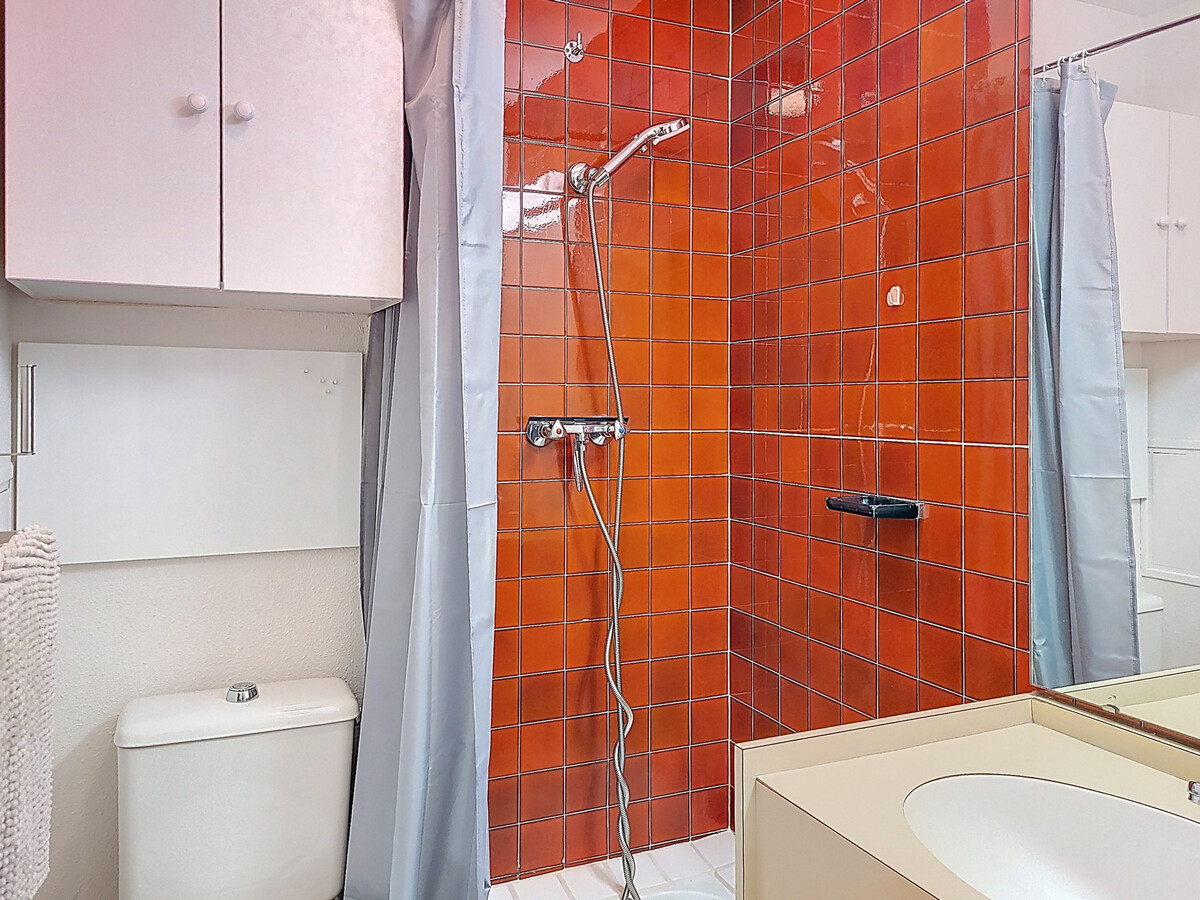 Studio 17m² ski aux pieds, balcon sud à Montvalezan - Photo 7