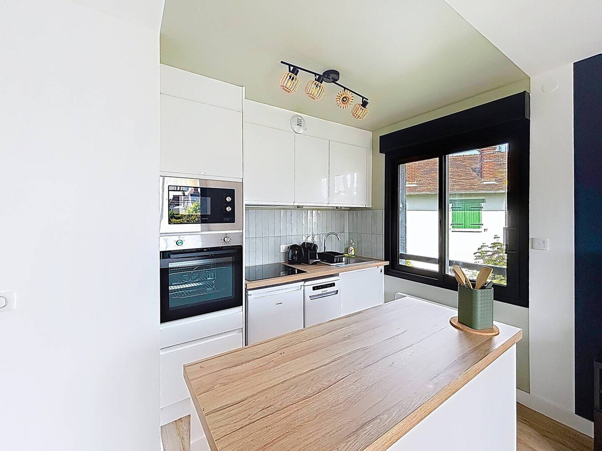 Appartement rénové, balcon, 4 personnes à Cabourg - Photo 1