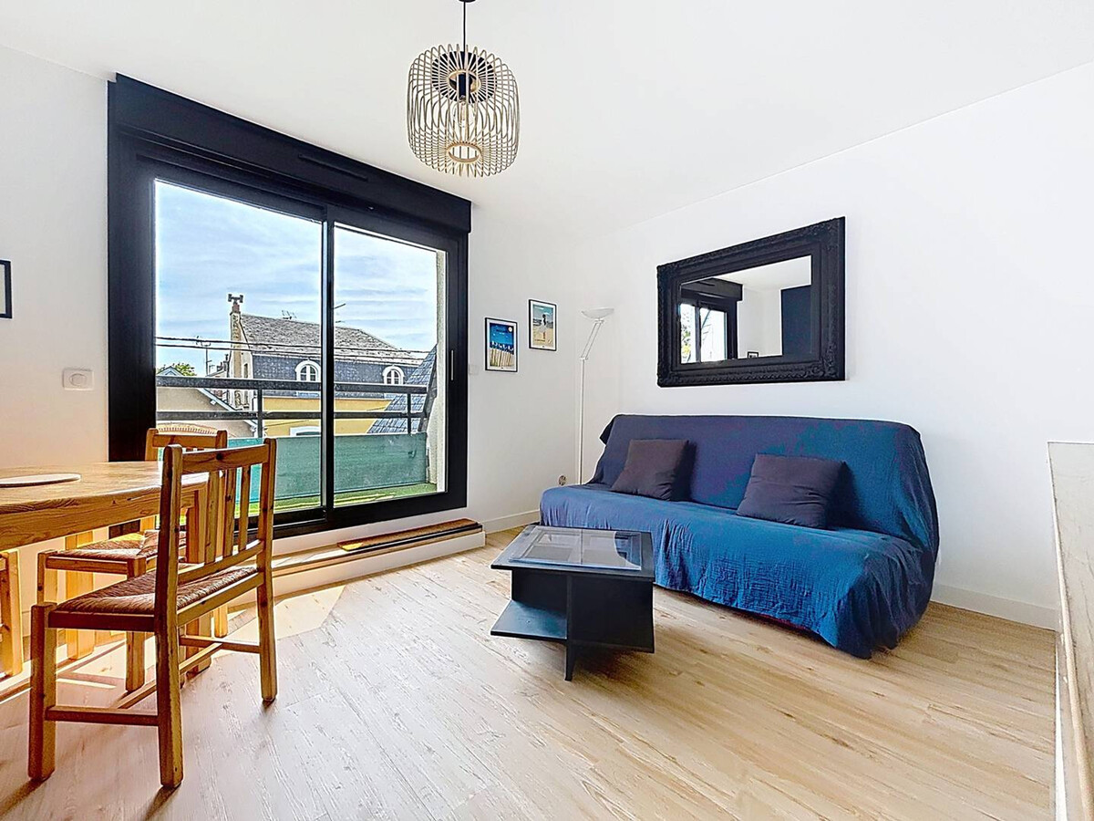 Appartement rénové, balcon, 4 personnes à Cabourg - Photo 3