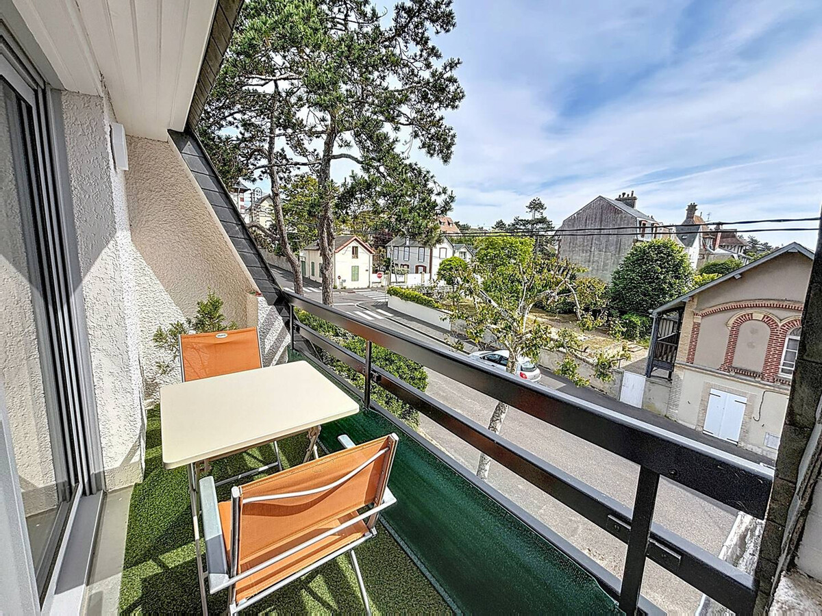 Appartement rénové, balcon, 4 personnes à Cabourg - Photo 7