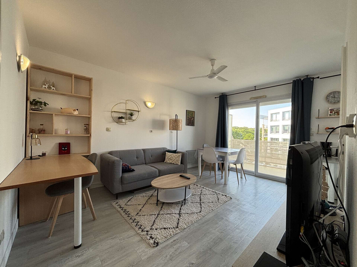 T2 aux Minimes avec piscine et balcon à La Rochelle - Photo 1