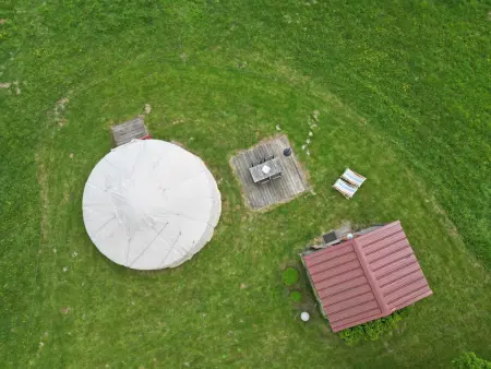 Yourte mongole avec terrasse et vue panoramique à Denneville : photo 17
