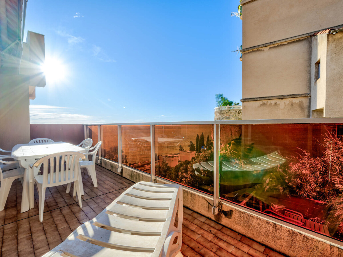 Studio 6 personnes avec terrasse vue mer à Roquebrune-Cap-Martin - Photo 1