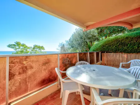 Location appartement à Roquebrune Cap Martin, Studio 4 pers, vue mer, Wi-Fi inclus
