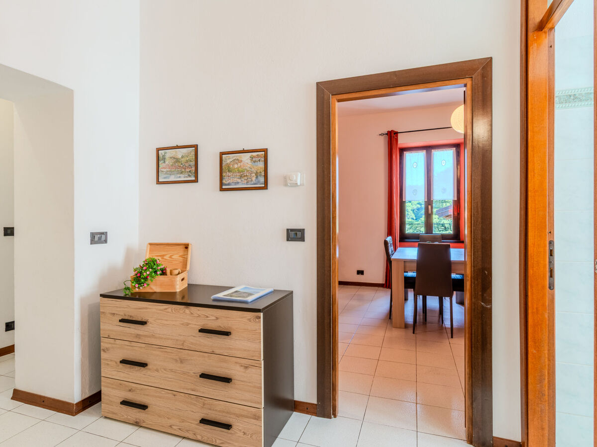 Maison Angela à Varenna, 1,3 km du lac - Photo 13