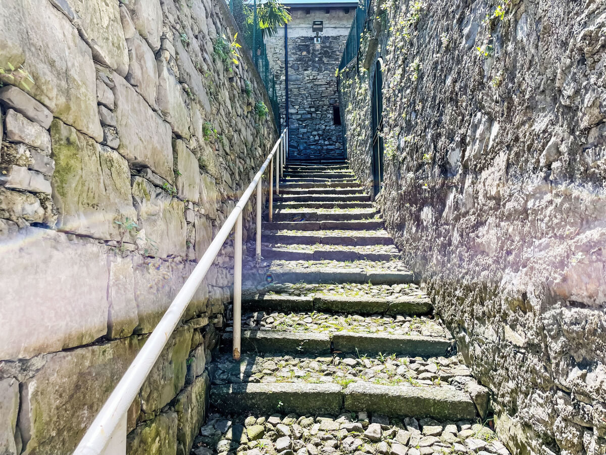 Maison Angela à Varenna, 1,3 km du lac - Photo 34