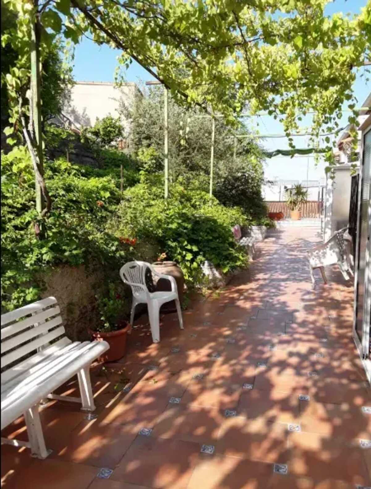Appartement 2 chambres avec piscine et vue montagne - Photo 13