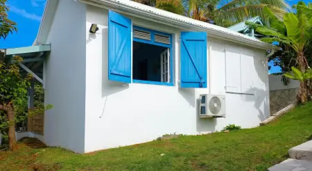 Bungalow charmant à Capesterre-Belle-Eau, 35 m², piscine : photo 2