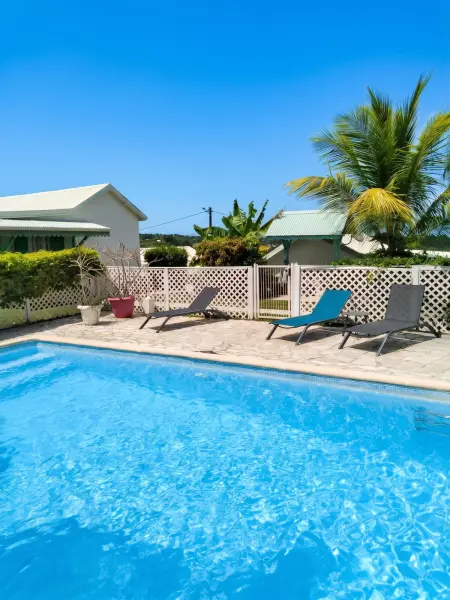 Bungalow charmant à Capesterre-Belle-Eau, 35 m², piscine : photo 7