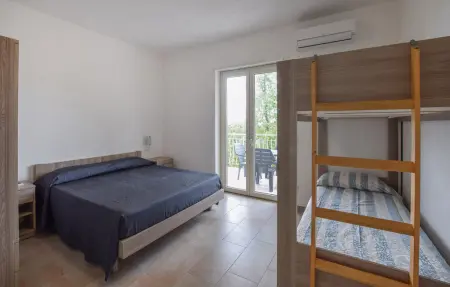 Appartement 4 personnes à Ricadi : photo 12