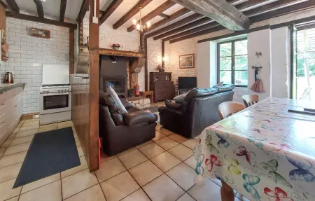 Maison en pierre à Le Ferré, 70 m² avec jardin : photo 4