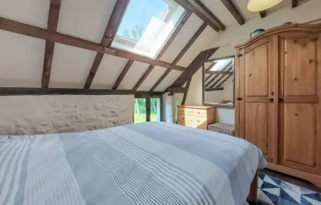 Maison en pierre à Le Ferré, 70 m² avec jardin : photo 7
