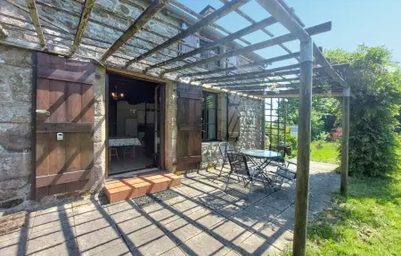 Maison en pierre à Le Ferré, 70 m² avec jardin : photo 8