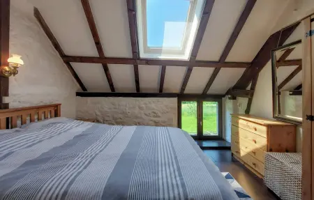 Maison en pierre à Le Ferré, 70 m² avec jardin : photo 13