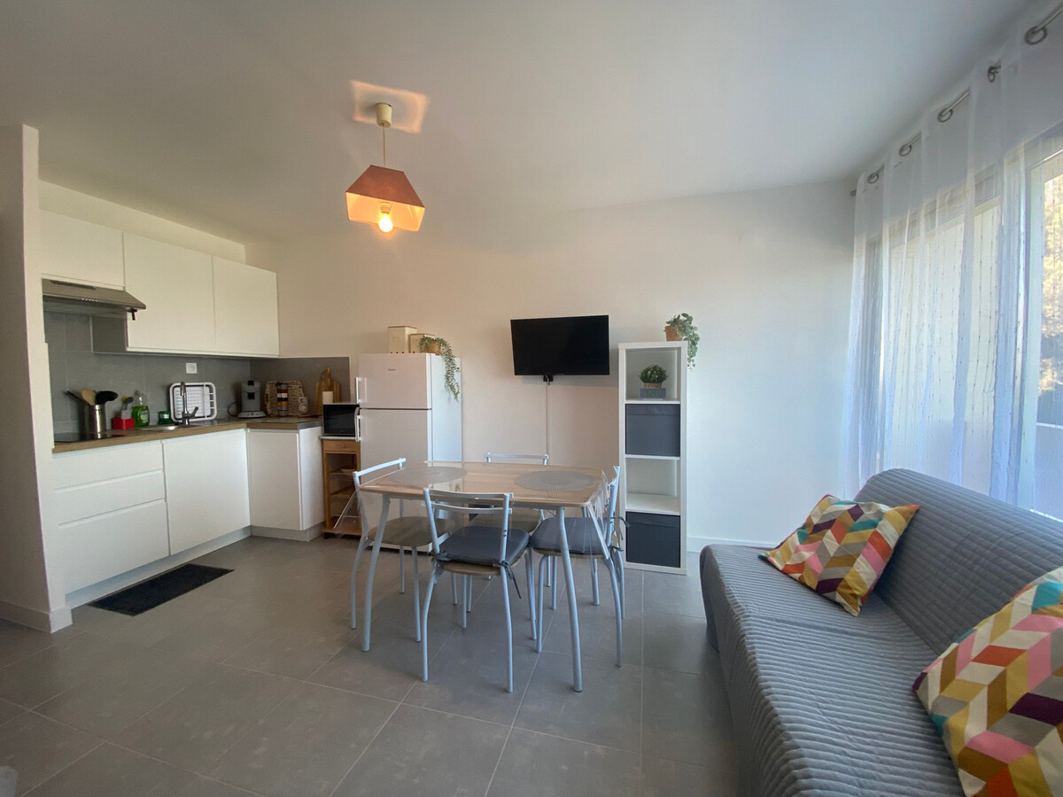 Appartement 20 m² balcon, 5 min des Thermes - Photo 2