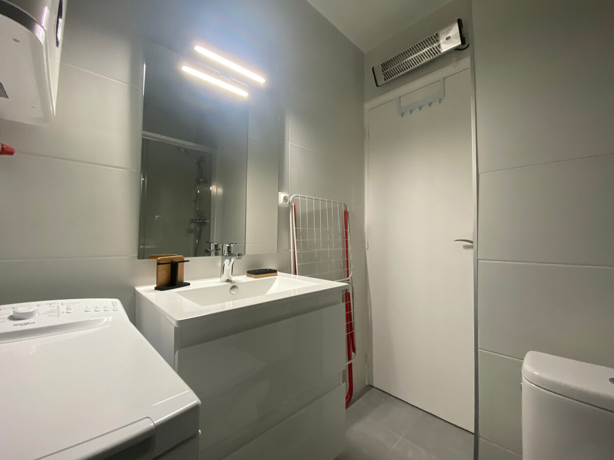 Appartement 20 m² balcon, 5 min des Thermes - Photo 9