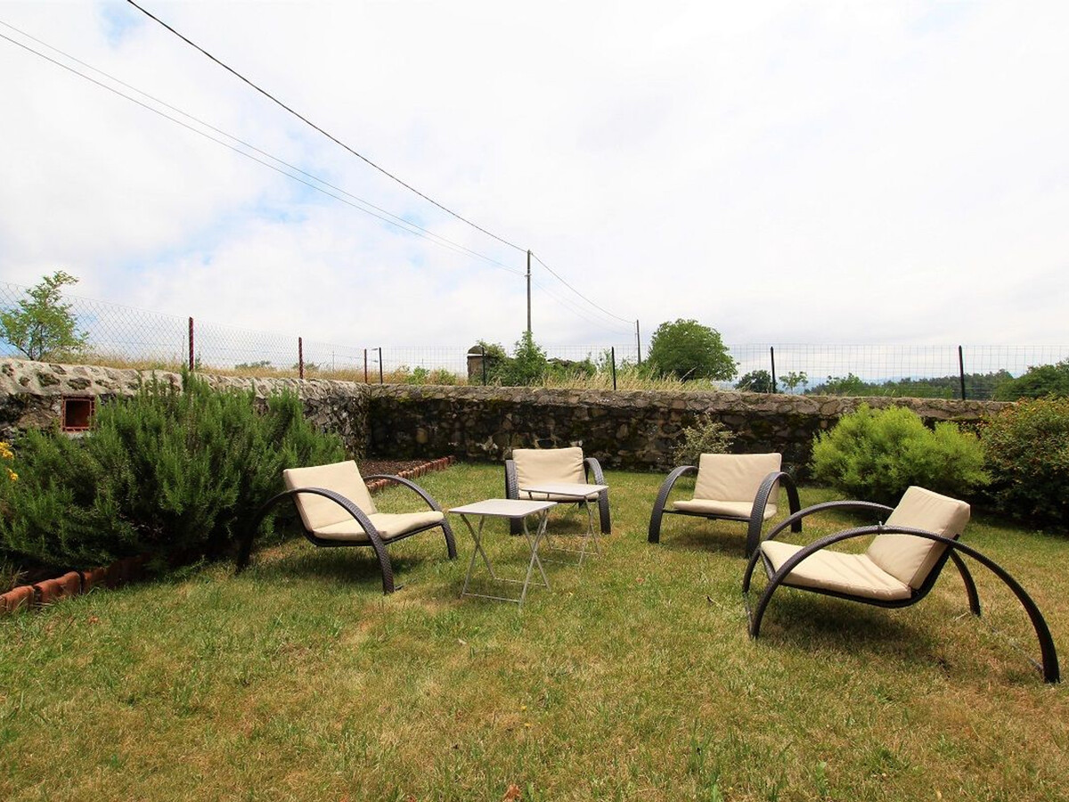 Gîte ferme XIXe avec vue sur les gorges du Doulon - Photo 10