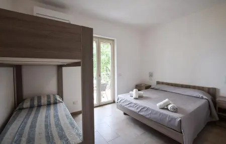 Appartement 4 personnes à Ricadi : photo 5
