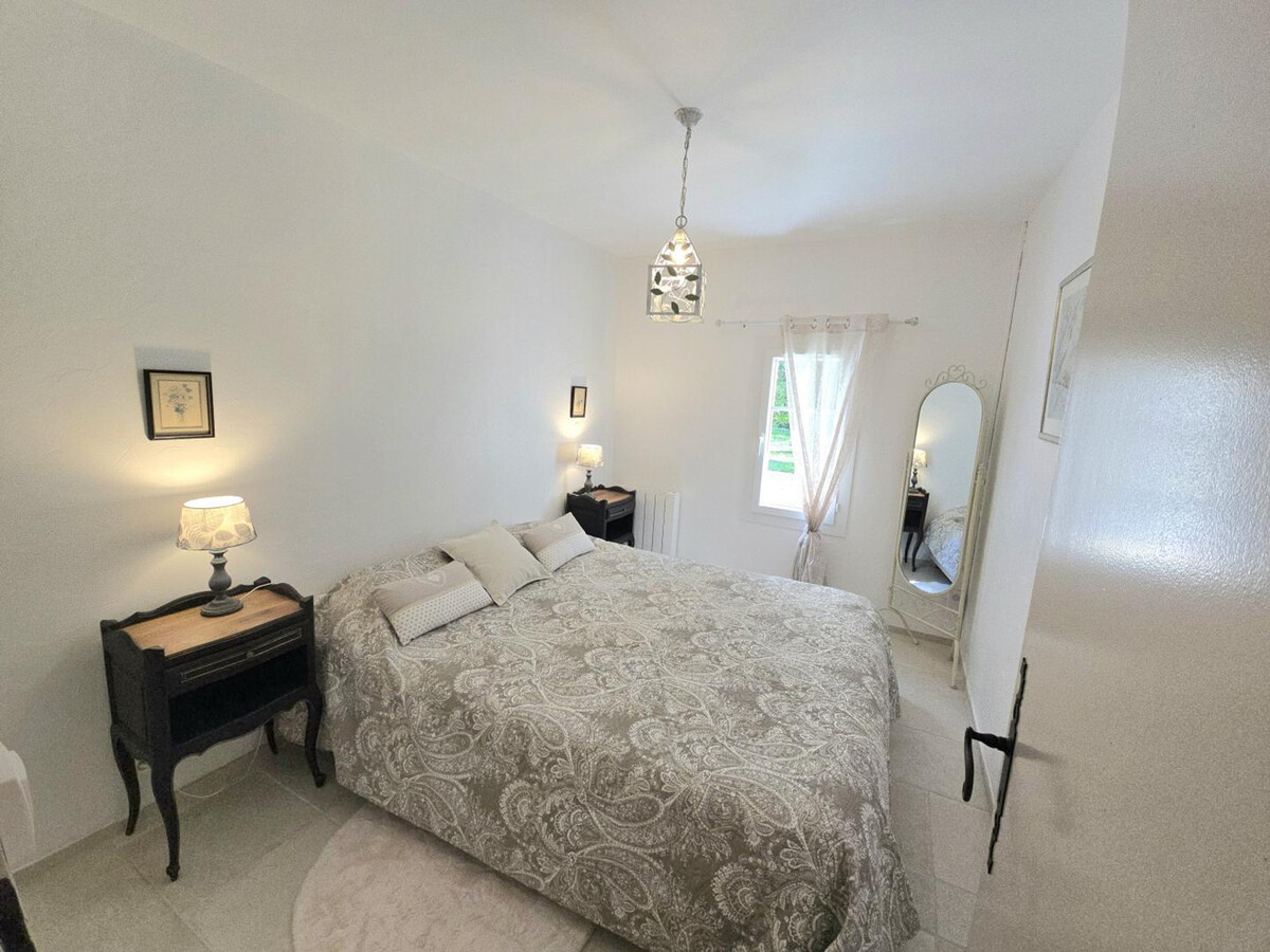 Gîte 2 pers. avec piscine partagée à Ginestet - Photo 10
