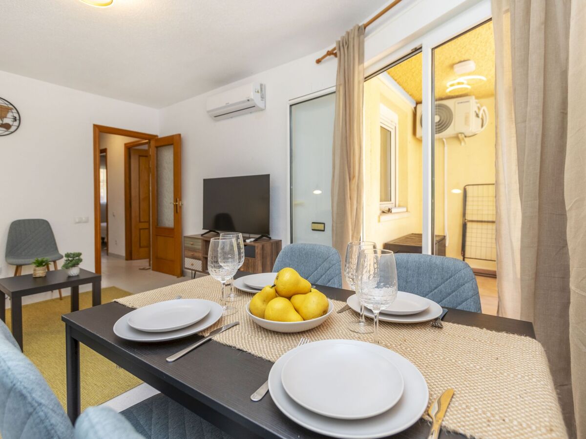 Appartement rénové 70 m² à 250 m de la plage - Photo 4