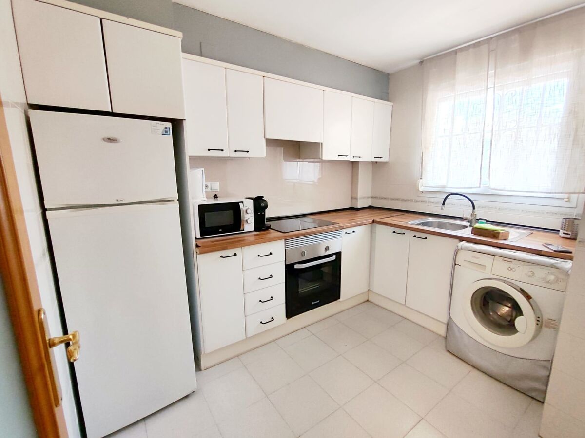 Appartement rénové 70 m² à 250 m de la plage - Photo 5