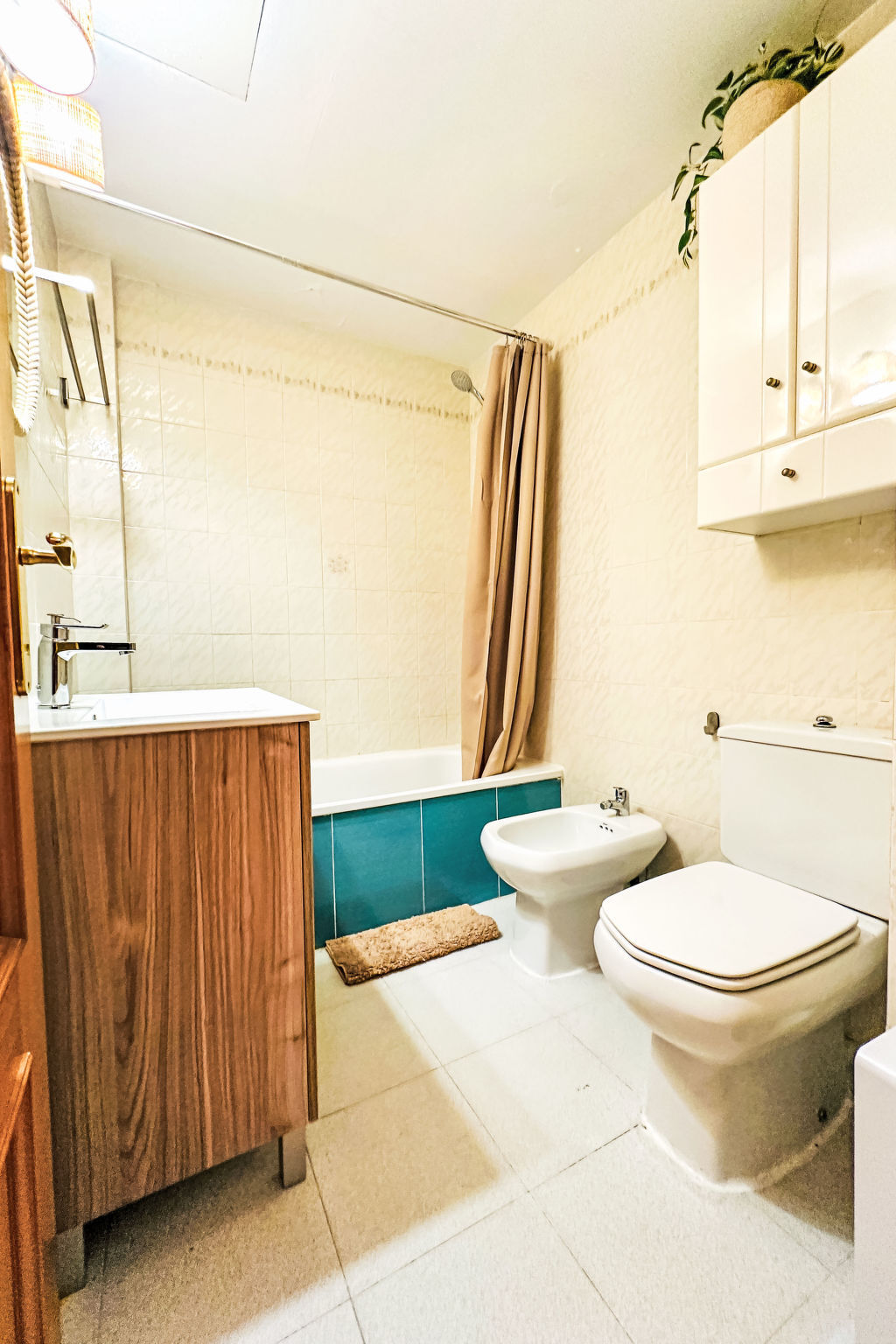 Appartement rénové 70 m² à 250 m de la plage - Photo 7