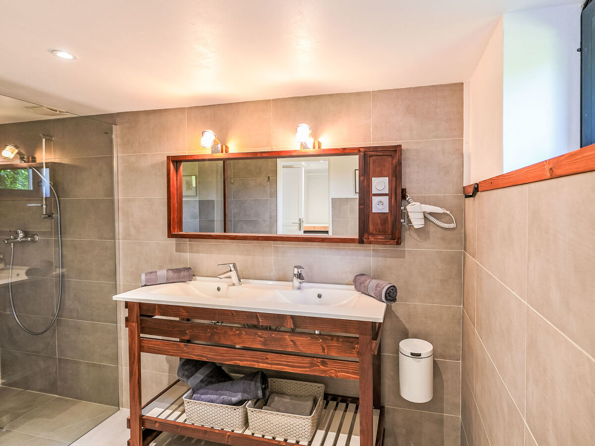 Le Préau – Maison moderne 750 m de la mer - Photo 23