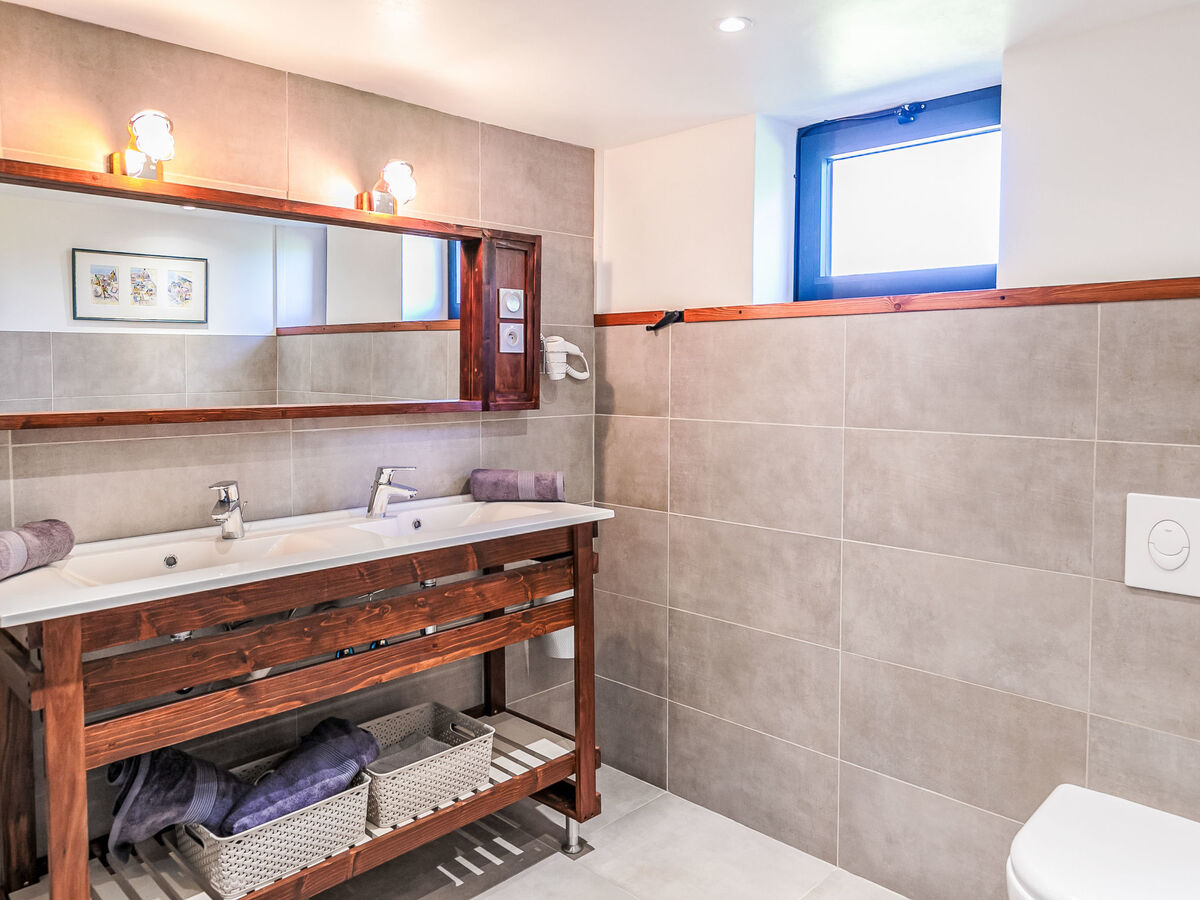 Le Préau – Maison moderne 750 m de la mer - Photo 25