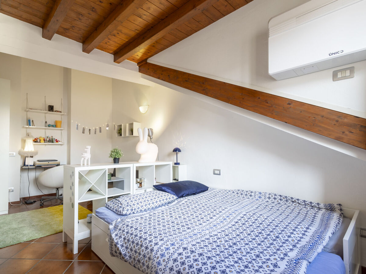 Appartement mansardé Milan, à 500 m de La Cène de Vinci - Photo 3