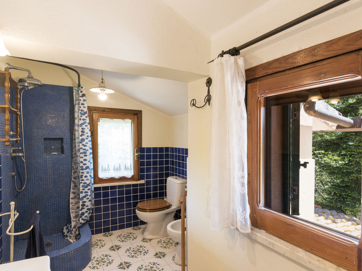 Villa Allumiere, 260 m² avec vue panoramique sur l'océan - Photo 23