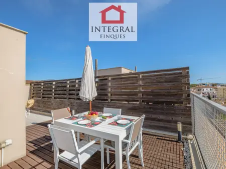 Triplex 3 chambres avec jacuzzi et piscine à Calonge : photo 4
