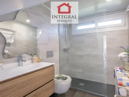 Triplex 3 chambres avec jacuzzi et piscine à Calonge : photo 19