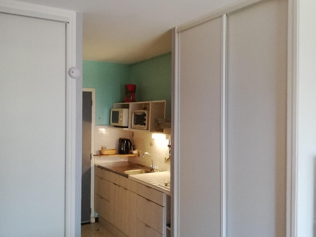 Studio 2 pers avec loggia et vue parc à Balaruc-les-Bains - Photo 4