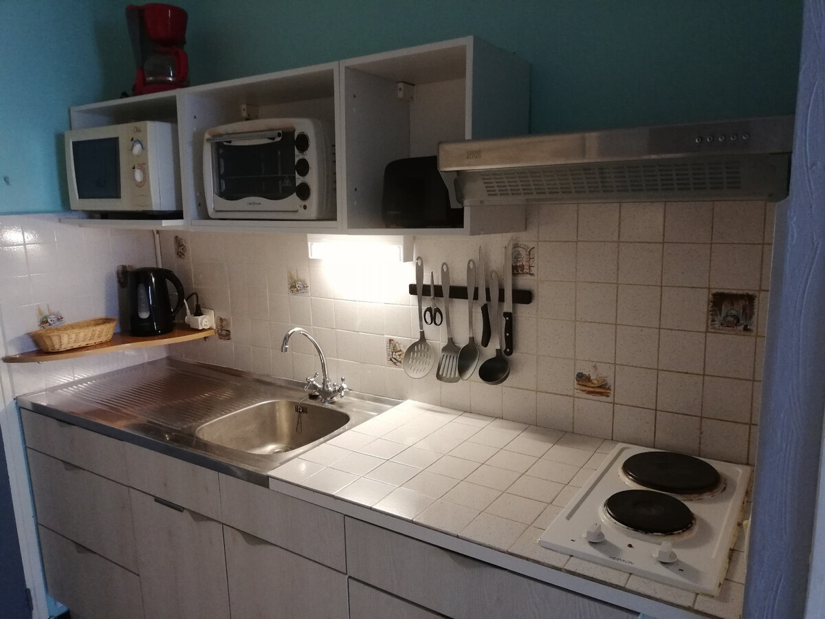 Studio 2 pers avec loggia et vue parc à Balaruc-les-Bains - Photo 5