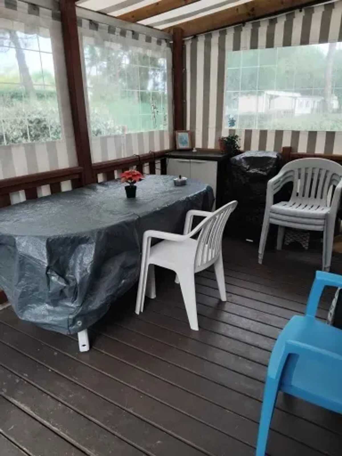 Bungalow 8 pers. avec piscine et terrasse à Saint-Jean-de-Monts - Photo 2