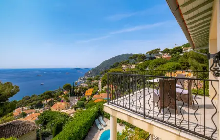 Maison 5 chambres avec piscine et vue mer à Eze : photo 11