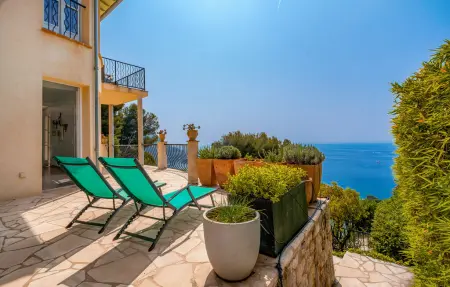 Maison 5 chambres avec piscine et vue mer à Eze : photo 12