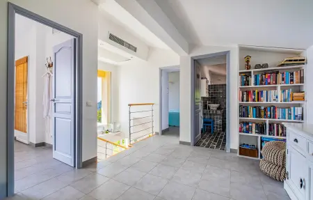 Maison 5 chambres avec piscine et vue mer à Eze : photo 15