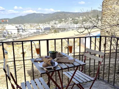 Location maison à Tossa de Mar, Maison charmante dans vieille ville fortifiée de Tossa de Mar